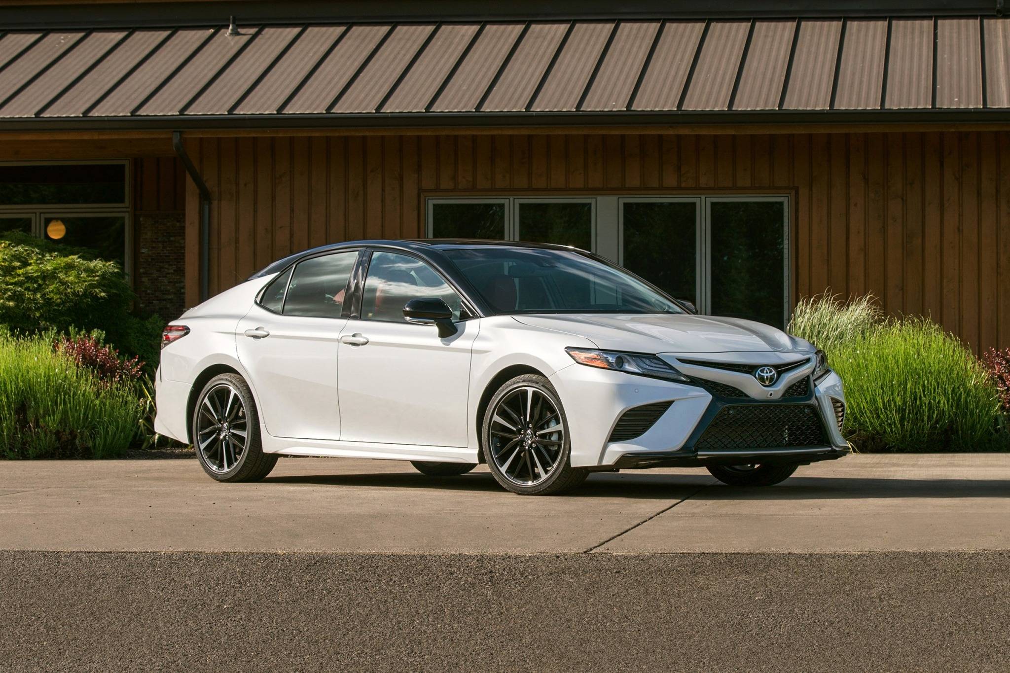 Toyota camry 2018 года