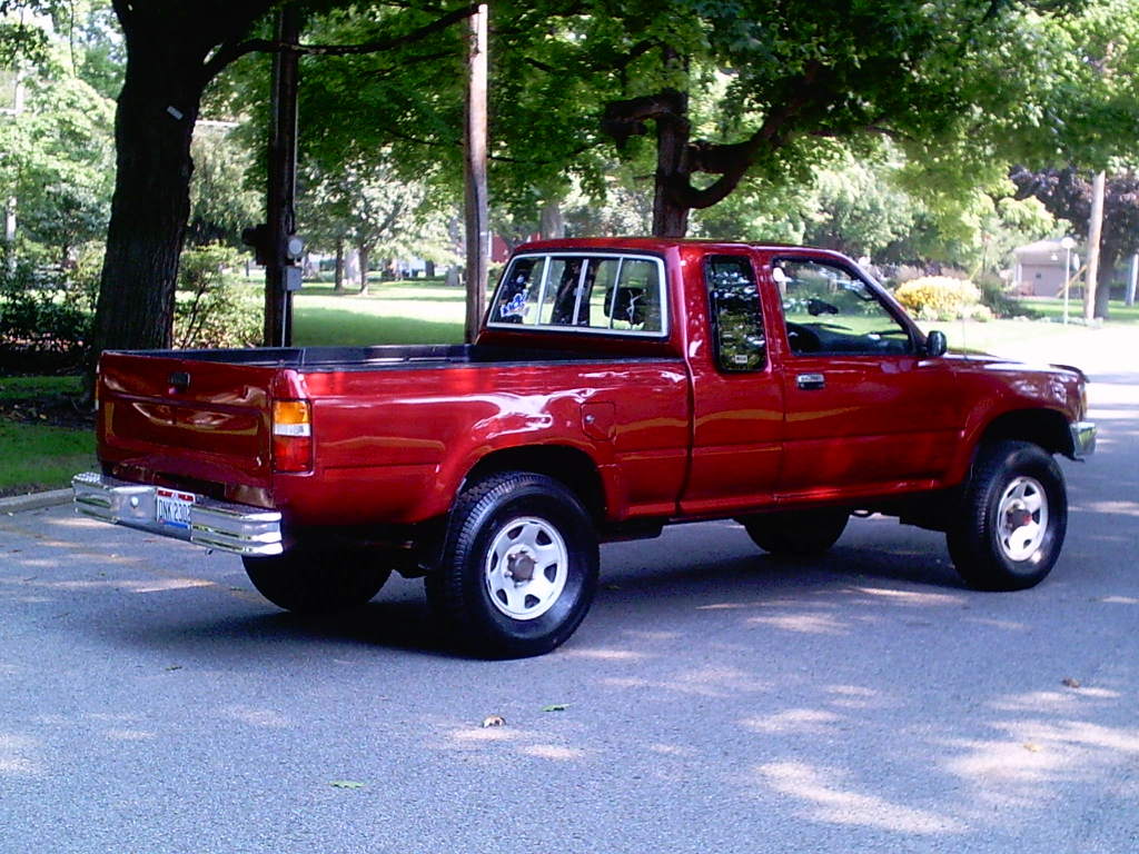Toyota Pickup Deluxe