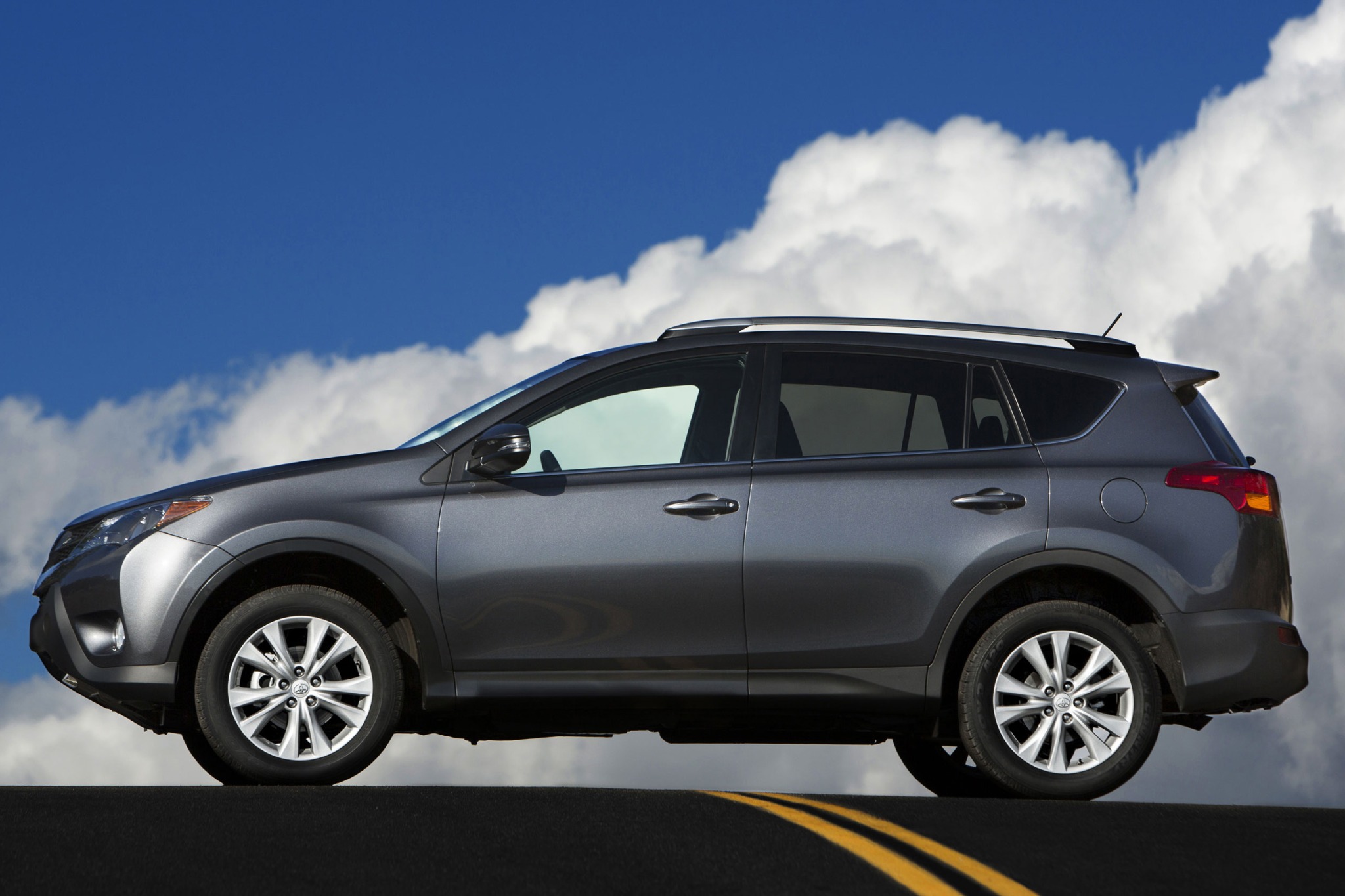 2015 Toyota RAV4 LE FWD VIN Number Search AutoDetective
