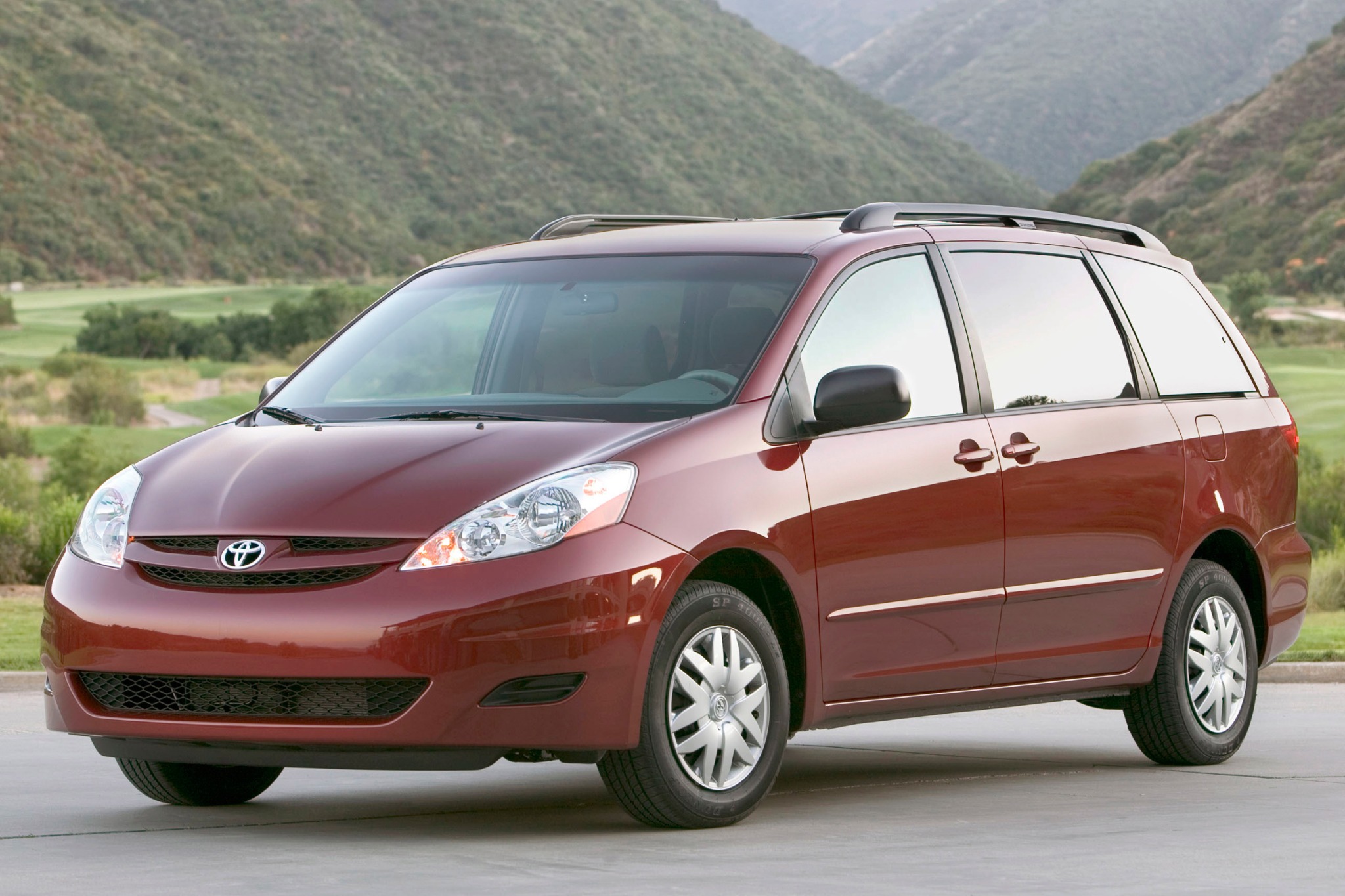 2007 Toyota Sienna Specs Prices VINs Recalls AutoDetective