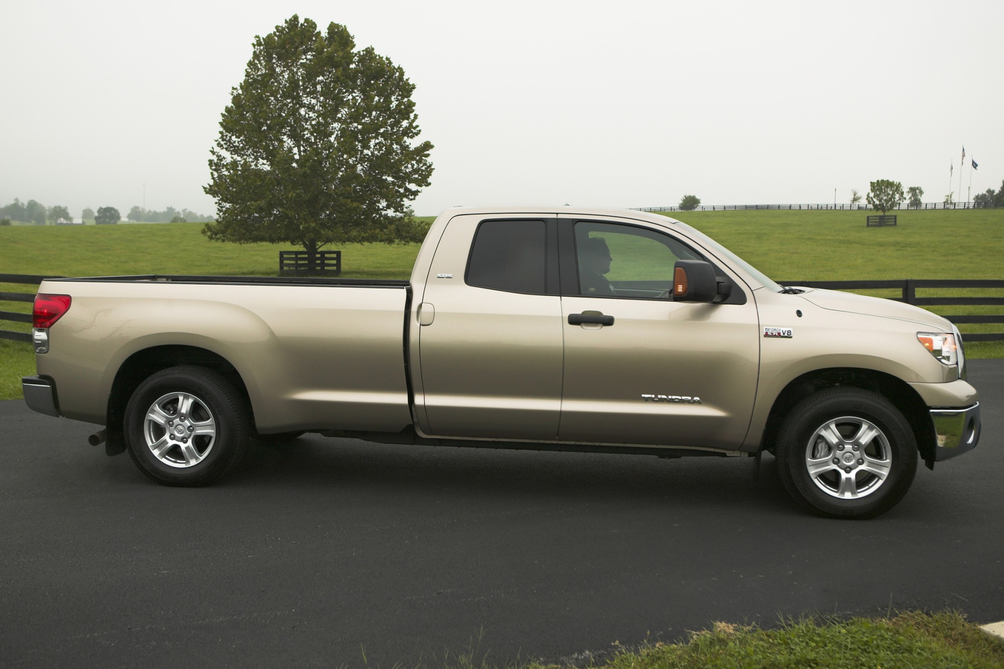 2007 Toyota Tundra Regular Cab 2WD VIN Lookup - AutoDetective
