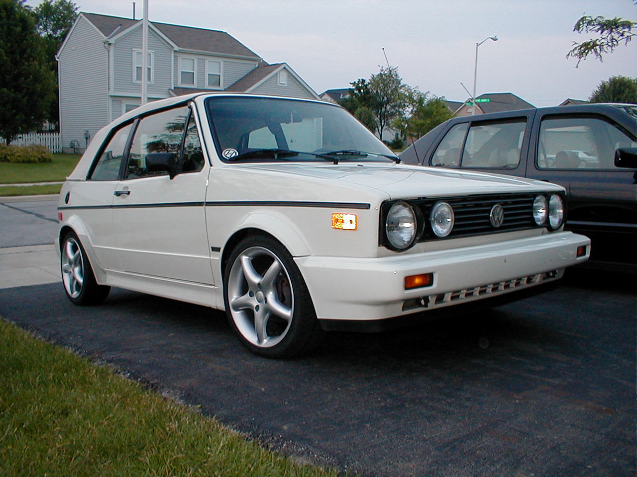 1990 Volkswagen Cabriolet Base Vin Number Search Autodetective 1990 Volkswagen Cabriolet Base Photo 2