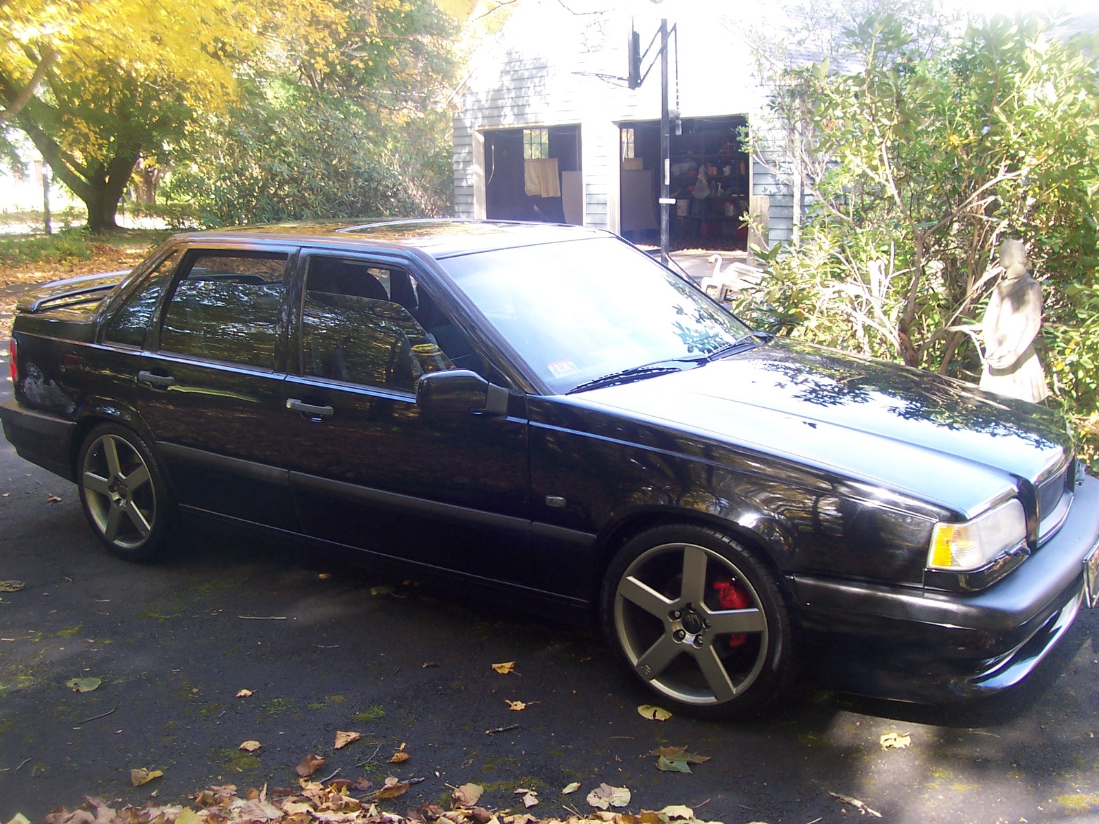 1996 Volvo 850 VINs, Configurations, MSRP & Specs AutoDetective