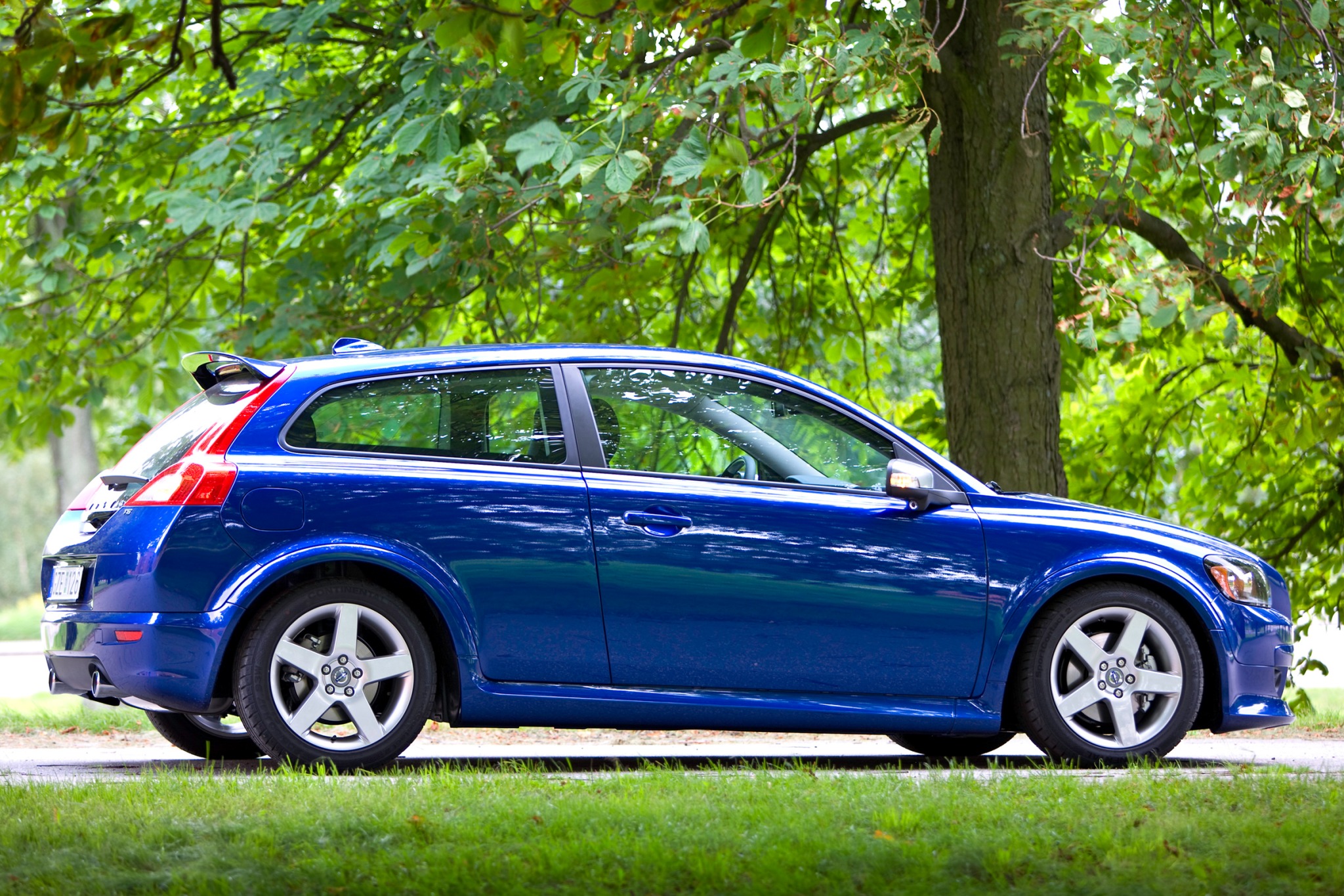 2008 Volvo C30 VINs, Configurations, MSRP & Specs AutoDetective