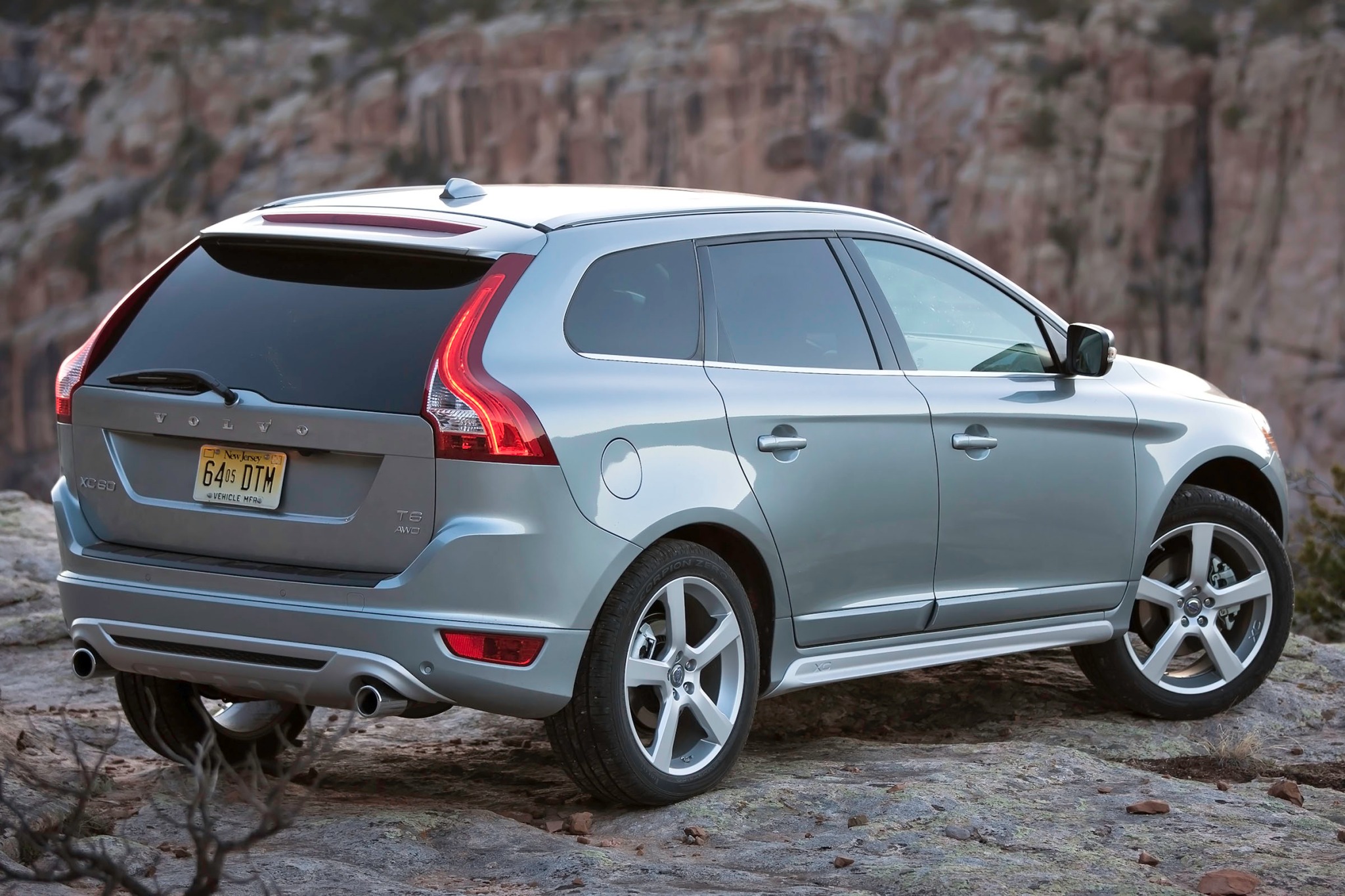 Volvo xc60 2013 года